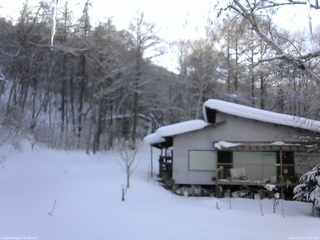 長野県菅平高原 ゆたか山荘 西側(坂上) 2026/02/12 15:15