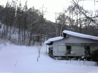 長野県菅平高原 ゆたか山荘 西側(坂上) 2026/02/13 16:45