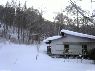 長野県菅平高原 ゆたか山荘 西側(坂上) 2026/02/13 17:15