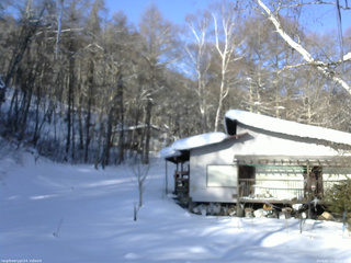 長野県菅平高原 ゆたか山荘 西側(坂上) 2026/02/14 08:15
