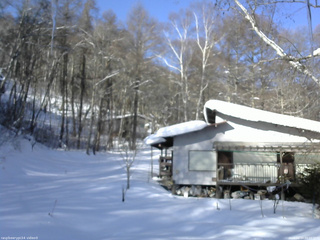 長野県菅平高原 ゆたか山荘 西側(坂上) 2026/02/14 09:00