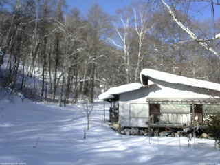 長野県菅平高原 ゆたか山荘 西側(坂上) 2026/02/14 09:15