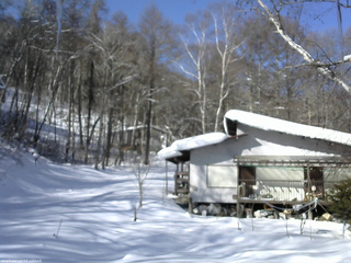 長野県菅平高原 ゆたか山荘 西側(坂上) 2026/02/14 09:45