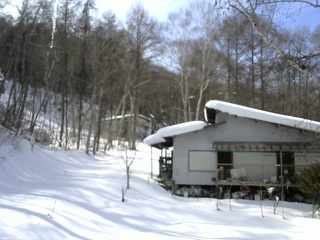 長野県菅平高原 ゆたか山荘 西側(坂上) 2026/02/14 13:30
