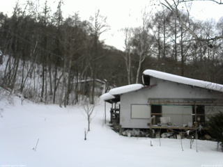 長野県菅平高原 ゆたか山荘 西側(坂上) 2026/02/14 15:45