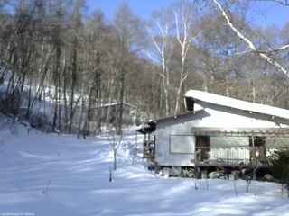 長野県菅平高原 ゆたか山荘 西側(坂上) 2026/02/15 09:00