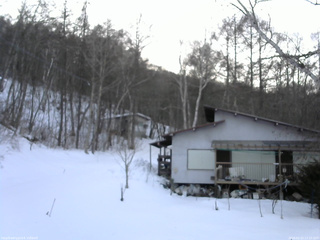 長野県菅平高原 ゆたか山荘 西側(坂上) 2026/02/15 17:15