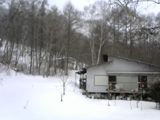 長野県菅平高原 ゆたか山荘 西側(坂上) 2026/02/16 09:45
