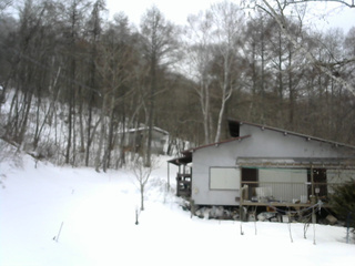 長野県菅平高原 ゆたか山荘 西側(坂上) 2026/02/16 11:30