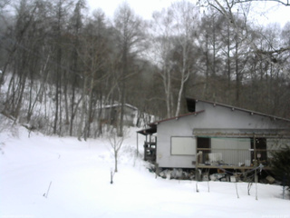長野県菅平高原 ゆたか山荘 西側(坂上) 2026/02/16 15:15