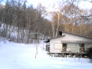 長野県菅平高原 ゆたか山荘 西側(坂上) 2026/02/17 06:45