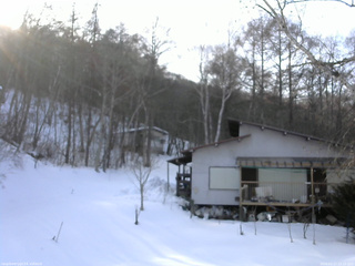 長野県菅平高原 ゆたか山荘 西側(坂上) 2026/02/17 15:15