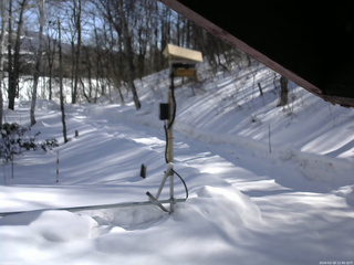 長野県菅平高原 ゆたか山荘 南側 2026/02/18 12:00