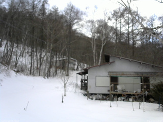 長野県菅平高原 ゆたか山荘 西側(坂上) 2026/02/18 15:30