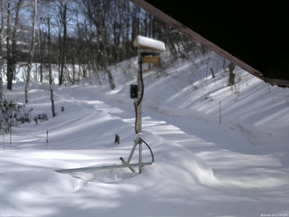 長野県菅平高原 ゆたか山荘 南側 2026/02/19 12:30