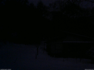 長野県菅平高原 ゆたか山荘 西側(坂上) 2026/02/19 06:00