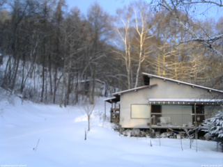 長野県菅平高原 ゆたか山荘 西側(坂上) 2026/02/19 06:45