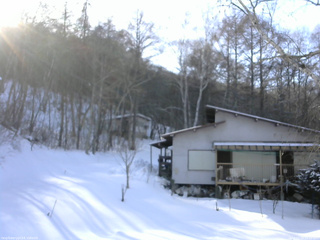 長野県菅平高原 ゆたか山荘 西側(坂上) 2026/02/19 15:15
