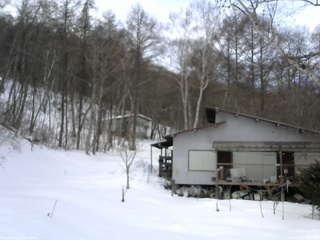 長野県菅平高原 ゆたか山荘 西側(坂上) 2026/02/20 13:00