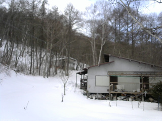 長野県菅平高原 ゆたか山荘 西側(坂上) 2026/02/20 13:15