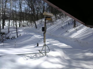 長野県菅平高原 ゆたか山荘 南側 2026/02/21 12:15