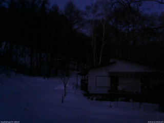 長野県菅平高原 ゆたか山荘 西側(坂上) 2026/02/21 06:00