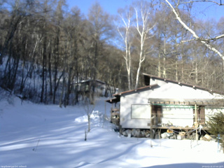 長野県菅平高原 ゆたか山荘 西側(坂上) 2026/02/21 07:45