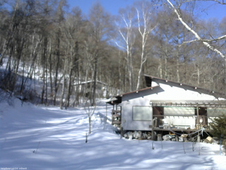 長野県菅平高原 ゆたか山荘 西側(坂上) 2026/02/21 09:00