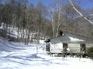 長野県菅平高原 ゆたか山荘 西側(坂上) 2026/02/21 10:30