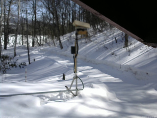 長野県菅平高原 ゆたか山荘 南側 2026/02/22 12:15