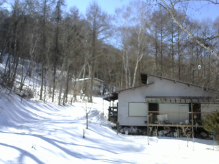 長野県菅平高原 ゆたか山荘 西側(坂上) 2026/02/22 13:30