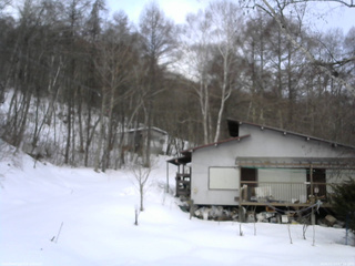 長野県菅平高原 ゆたか山荘 西側(坂上) 2026/02/23 07:15