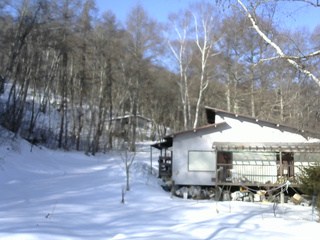 長野県菅平高原 ゆたか山荘 西側(坂上) 2026/02/23 08:30