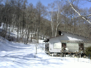 長野県菅平高原 ゆたか山荘 西側(坂上) 2026/02/23 10:30
