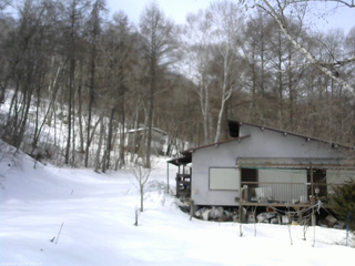 長野県菅平高原 ゆたか山荘 西側(坂上) 2026/02/23 11:30