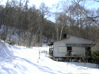 長野県菅平高原 ゆたか山荘 西側(坂上) 2026/02/23 14:30