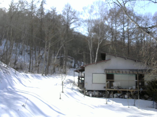 長野県菅平高原 ゆたか山荘 西側(坂上) 2026/02/23 14:45