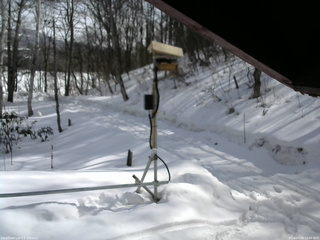 長野県菅平高原 ゆたか山荘 南側 2026/02/24 12:00
