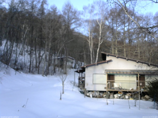 長野県菅平高原 ゆたか山荘 西側(坂上) 2026/02/24 07:15