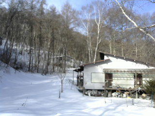 長野県菅平高原 ゆたか山荘 西側(坂上) 2026/02/24 08:30