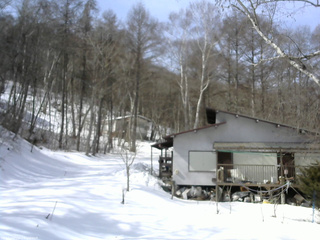 長野県菅平高原 ゆたか山荘 西側(坂上) 2026/02/24 11:15