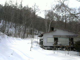 長野県菅平高原 ゆたか山荘 西側(坂上) 2026/02/24 14:45