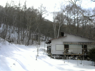長野県菅平高原 ゆたか山荘 西側(坂上) 2026/02/24 15:00