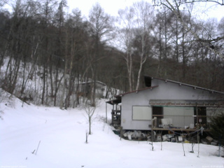 長野県菅平高原 ゆたか山荘 西側(坂上) 2026/02/25 07:30