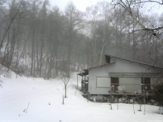 長野県菅平高原 ゆたか山荘 西側(坂上) 2026/02/25 10:30