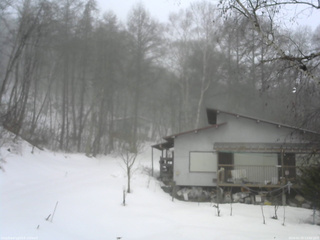 長野県菅平高原 ゆたか山荘 西側(坂上) 2026/02/25 13:00