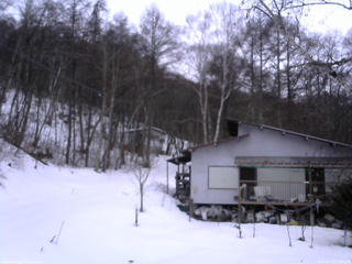 長野県菅平高原 ゆたか山荘 西側(坂上) 2026/02/25 17:30