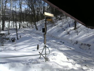 長野県菅平高原 ゆたか山荘 南側 2026/02/26 12:15