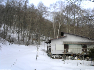 長野県菅平高原 ゆたか山荘 西側(坂上) 2026/02/27 07:45