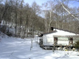 長野県菅平高原 ゆたか山荘 西側(坂上) 2026/02/27 08:45